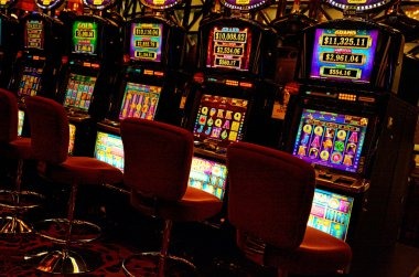 gundala 4d platform interface showing slot games and sportsbook markets
